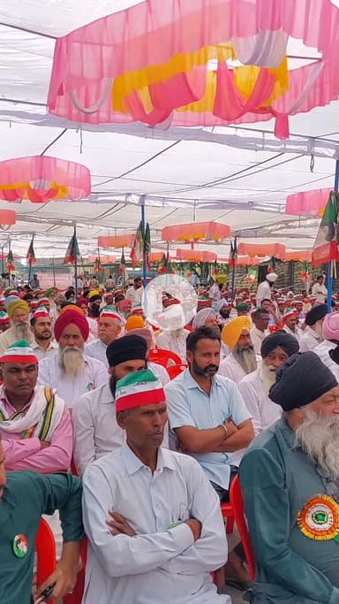 पूरनपुर: मंडी समिति में राष्ट्रीय किसान मजदूर संगठन की 25 साल बेमिसाल की विशाल जनसभा