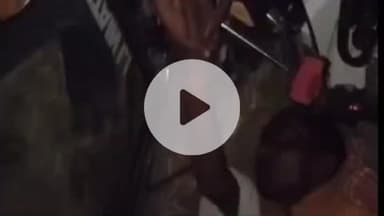 सोहावल: भईपुर के पास शराब के नशे में धुत बैटरी रिक्शा चालक गड्ढे में पलट गया, अस्पताल पहुंचाया गया