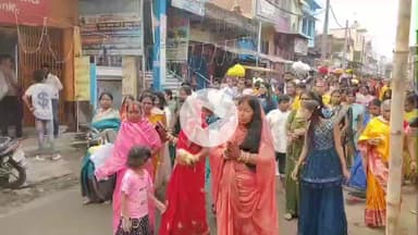 झाझा: गणेशी मंदिर और अन्य छठघाट पर श्रद्धालुओं ने अस्ताचलगामी सूर्य को अर्घ्य अर्पित किया