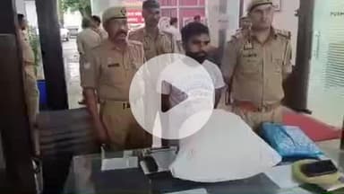 झांसी: कोतवाली पुलिस ने 3 लाख के अवैध गांजे के साथ अन्तर्राज्यीय तस्कर को किया गिरफ्तार, मोटरसाइकिल भी ज़ब्त की