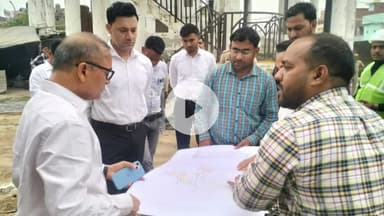 रामपुर: सोमवार को नोडल अधिकारी सुभाष चंद्र शर्मा ने ज्वाला नगर में 9.53 करोड़ की लागत से निर्माणाधीन पानी की टंकी का निरीक्षण किया