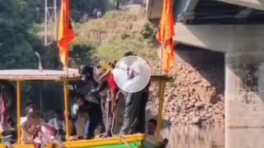 झंडूता: मंडी भराड़ी पुल से छलांग लगाने वाले युवक का शव झील से बरामद