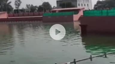 जगाधरी: 1 नवंबर से शुरू होने वाले अंतरराष्ट्रीय कपाल मोचन मेले में उमड़ी श्रद्धालुओं की भीड़, सरोवर में कर रहे स्नान