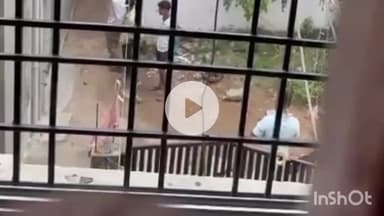 मुंगेर: बड़ी बाजार में बच्चू पाहुजा के घर पर पत्थरबाजी, वीडियो आया सामने