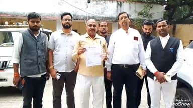 मिर्ज़ापुर: रजिस्ट्री कार्यालय का सर्वर खराब, रजिस्ट्री कराने वाले कचहरी में बिता रहे रात, करणी सेना ने नगर मजिस्ट्रेट को सौंपा पत्र