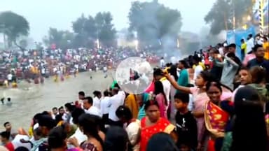 नगर नौसा: नगरनौसा प्रखंड के उस्मानपुर छठ घाट पर छठव्रतियों ने भगवान भास्कर को दिया अर्घ्य