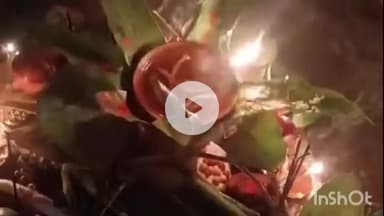 फरेंदा: राप्ती घाट पर उगते सूर्य को अर्घ्य देने से हल्की बूंदाबांदी ने श्रद्धालुओं की खुशी बढ़ाई