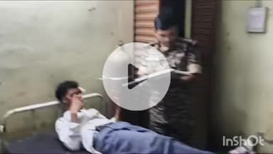 बरियातु: बारियातू के फूलसु मोड़ के पास खड़े वाहन से स्कूटी सवार दो युवकों की टक्कर, रेफर