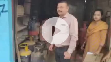 हुज़ूर: भोपाल में अवैध गैस रिफिलिंग पर छापा, 37 सिलेंडर और मशीनें ज़ब्त