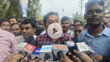 दुर्ग: छत्तीसगढ़ में धान खरीदी बहिष्कार की चेतावनी, 502 समितियों के 2,000 कर्मचारियों ने पटेल चौककिया आंदोलन किया