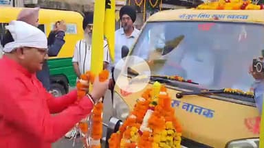 खंडवा नगर: गुरु नानक देव जी के प्रकाश पर्व पर निकली प्रभात फेरी, सांसद व विधायक भी हुए शामिल