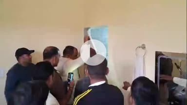 झांसी: छज्जू पेट्रोल पंप के सामने एक मकान में बुजुर्ग का शव बाथरूम में मिला, गेट तोड़कर निकाला गया, गिरने से मौत की आशंका