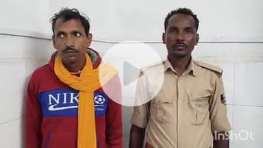 अधौरा: अधौरा थाना की पुलिस ने वन विभाग की लकड़ी चोरी के मामले में एक वारंटी को किया गिरफ्तार