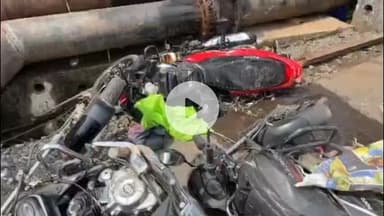 കുന്നംകുളം: കുന്നംകുളം പാറേമ്പാടത്ത് നിയന്ത്രണം വിട്ട  മിനി പിക്കപ്പ് ബൈക്കുകളിൽ ഇടിച്ച് അപകടം, അഞ്ചു പേർക്ക് പരിക്ക്