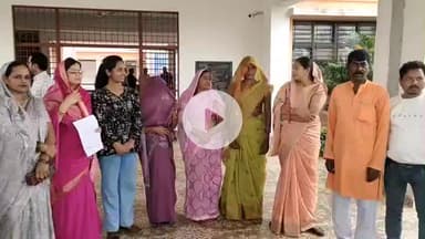 मऊगंज: मऊगंज कलेक्ट्रेट में नईगढ़ी नगर परिषद के 12 पार्षदों ने सीएमओ के खिलाफ शिकायत दर्ज कराई, मनमानी का आरोप लगाया