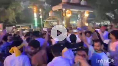 कहरा: बनगांव पहुंचे प्रशांत किशोर, जन सुराज के प्रत्याशी के लिए मांगा वोट, दिखा युवाओं का सैलाब