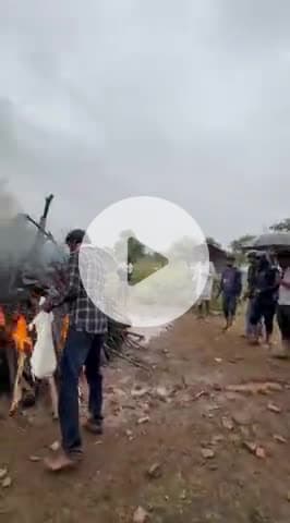 आज भंवरिया गाँव में एक बुजुर्ग आदमी की मौत हो गई है 
आई बारिश से हुए परेशान 
श्मशान एवं श्मशान जाने का रास्ता बनावो bjp