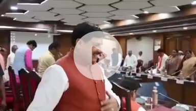 हुज़ूर: मंत्रि-परिषद की बैठक में कई अहम फैसले, जनजातीय घरों के विद्युतीकरण के लिए ₹78.94 करोड़ मंजूर