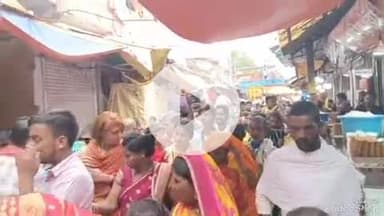 देवघर: भीड़ नियंत्रण के लिए प्रशासन व मंदिर प्रबंधन की व्यवस्था के बावजूद शिवगंगा से मंदिर तक लगा लंबा जाम