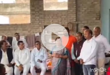 बारां: अंता उपचुनाव में भाजपा प्रत्याशी के समर्थन में महिला बाल अधिकारिता राज्य मंत्री ने अंता क्षेत्र में किया जनसंपर्क