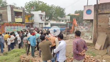 गुड़ी में हटाए जा रहे अवैध निर्माण | प्रशासन की बड़ी कार्रवाई LIVE | INDIA KHABAR TV