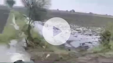 लाडपुरा: लाडपुरा तहसील की आलनिया नहर के ओवरफ्लो होने से खेत पानी से भरे किसानों ने अधिकारियों को सुनाई खरी-खोटी