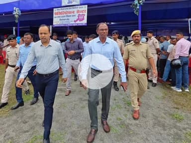 गया टाउन सीडी ब्लॉक: पोस्टल वैलेट से हो रहे मतदान कार्य का निरीक्षण, डीएम शशांक शुभंकर ने संबंधित अधिकारियों को दिए निर्देश