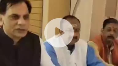 कानपुर: उत्तर प्रदेश के व्यापारिक और औद्योगिक परिदृश्य पर चर्चा के उद्देश्य से आर्य नगर स्थित गैजेंस क्लब में प्रेसवार्ता