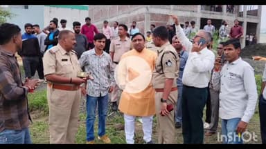 धार: धार भाजपा जिलाध्यक्ष नीलेश भारती ने सागौर क्षेत्र में निर्माणाधीन रेलवे ओवरब्रिज हादसे का जायजा लिया