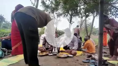 शिवसागर: शिवसागर प्रखंड के विभिन्न इलाकों में काफी उत्साह के साथ मनाया गया आंवला नवमी का पर्व