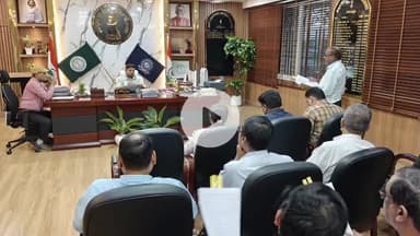 धनबाद/केंदुआडीह: समाहरणालय में उपायुक्त आदित्य रंजन की अध्यक्षता में मनरेगा के तहत नियुक्ति हेतु बैठक संपन्न