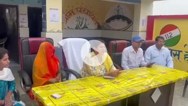 शाहजहांपुर: मुख्य विकास अधिकारी की अध्यक्षता में संचारी रोगों से बचाव हेतु जागरूकता बैठक सम्पन्न हुई