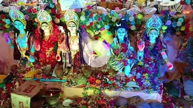 अखंड नवधा रामायण समिति भरनी पारा तिलाई का आज पंचम दिवस में शिव मानस मंडली जांजगीर के द्वारा धूम मचाए