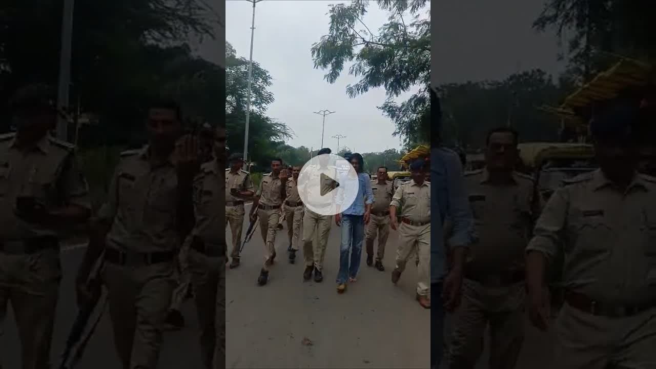 झाबुआ पुलिस ने बेटी से छेड़खानी करने वाले निकाला जुलूस #ranapurlive #jhabuapolice