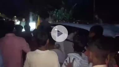 महनार: तेज प्रताप यादव के काफिले पर पथराव, तेजस्वी यादव के समर्थन में लगे नारे, लोगों ने काफिला खदेड़ा