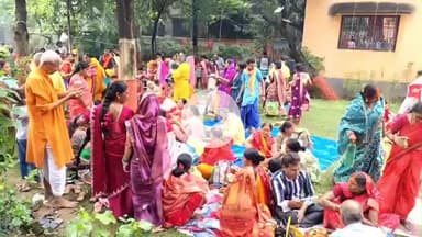 धनबाद/केंदुआडीह: धनबाद के राम कृष्ण मंदिर में आंवला नवमी पर श्रद्धालुओं ने की पूजा-अर्चना