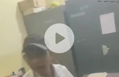 चास: रेड क्रॉस बोकारो में थैलेसीमिया मरीजों के परिजनों के साथ कर्मचारियों ने की मारपीट, वीडियो वायरल