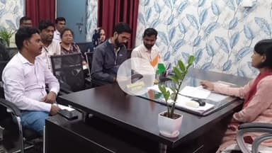 कैरो: कैरो प्रखंड में प्रधानमंत्री आवास, अबुवा आवास और मनरेगा योजनाओं की समीक्षा, बीडीओ ने लापरवाह कर्मियों को किया आगाह