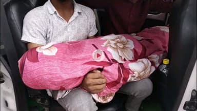 गिरिडीह: पचंबा थाना क्षेत्र के डंडियाडीह में घर की छत पर बच्ची का शव मिला, सदर अस्पताल में पोस्टमार्टम