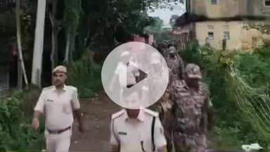 कोईलवर: चांदी थाना क्षेत्र में निकला फ्लैग मार्च, शांतिपूर्ण चुनाव के लिए पुलिस सतर्क