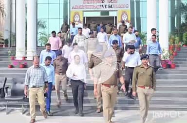 हरिद्वार: 2 नवंबर को राष्ट्रपति द्रौपदी मुर्मू के पतंजलि विश्वविद्यालय दौरे को लेकर DM और SSP ने कार्यक्रम स्थल का लिया जायजा