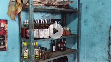 बेरमो: फुसरो ओवरब्रिज के पास शराब की दुकान में चोरी, सीसीटीवी फुटेज से जांच जारी