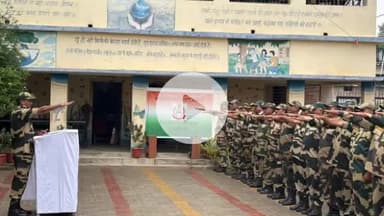 चेरिया बरियारपुर: चेरियाबरियारपुर थाना क्षेत्र में बीएसएफ जवानों द्वारा राष्ट्रीय एकता दिवस पर संकल्प लिया गया