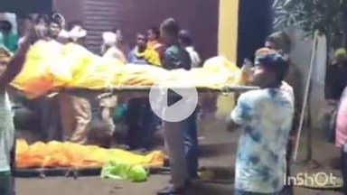 उदवंत नगर: पियानिया गांव में पुलिस की निगरानी में मृतक पिता-पुत्र के शव का कराया गया अंतिम संस्कार