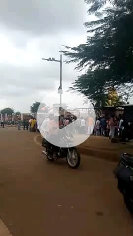 new Raipur ka itna Jyada Bheed ho gaya hai Hospital Satya sign Hospital