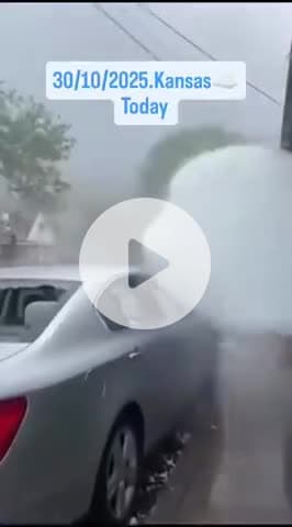 कूदरत का कहर, कनाडा में  50 50 किलो के मोटे-मोटे ओले गिरे
एक ओले का वजन तो 2 क्विंटल पाया गया ।
ये प्रकृति का रौद्र रूप