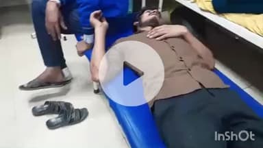 हाथरस: सासनी के गांव वरसे के पास तेज गति बाइक और ऑटो की टक्कर में दो युवक गंभीर घायल, एक को अलीगढ़ रैफर किया गया