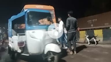 कानपुर परिवहन विभाग की बड़ी लापरवाही धक्का प्लेट बस में सवारियों को लगाना पड़ा धक्का