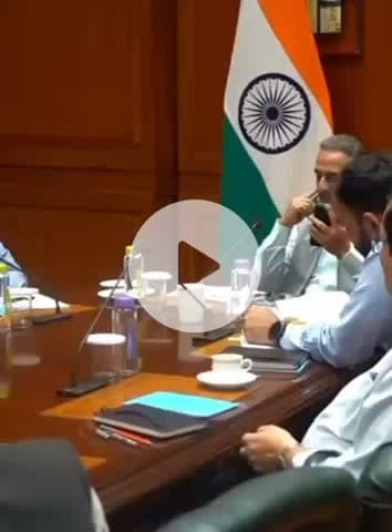 अलवर: अलवर के लापता मेडिकल स्टूडेंट के परिजन विदेश राज्यमंत्री कीर्ति वर्धन से मिले, मंत्री ने दूतावास को कार्रवाई के निर्देश दिए