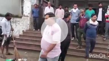 ब्यौहारी: खड़हूली छात्रावास में खाना खाने के बाद 14 छात्राओं की तबीयत बिगड़ी, अस्पताल में भर्ती